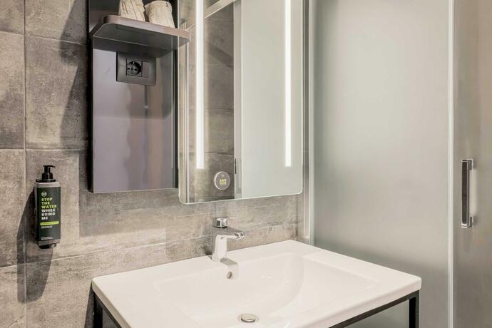 Imagen general del Hotel B&B HOTEL Prato City Center. Foto 16