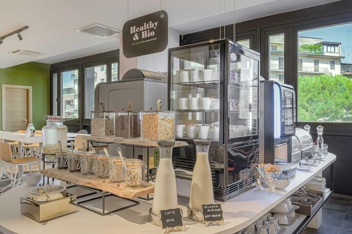 Imagen general del Hotel B&B HOTEL Prato City Center. Foto 35