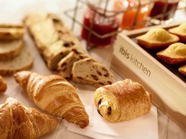 Imagen del bar/restaurante del Hotel B&B HOTEL Rouen Centre Rive Gauche. Foto 6