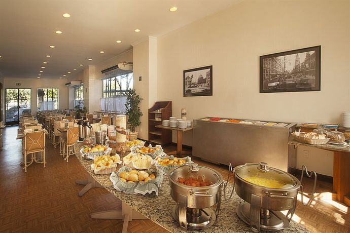 Imagen general del Hotel B&B HOTEL Santos Dumont. Foto 11