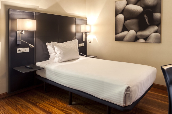 Imagen de la habitación del Hotel B&B HOTEL Vitoria General Álava. Foto 11