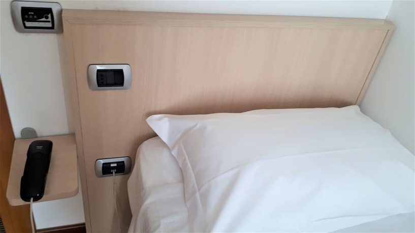 Imagen de la habitación del Hotel B&B HOTELS Park Mondov&igrave;. Foto 18