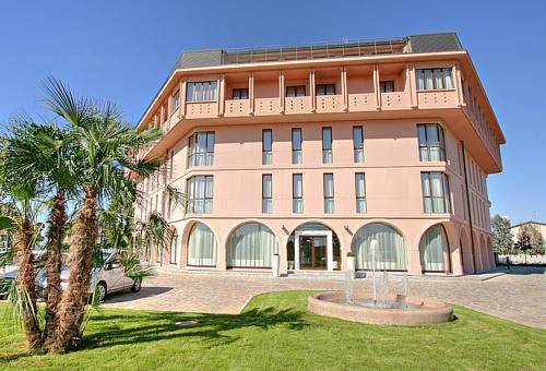 Imagen general del Hotel B&B Habitat Giussano. Foto 1