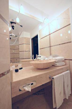 Imagen de la habitación del Hotel B&B Habitat Giussano. Foto 10