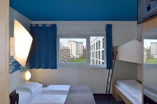 Imagen de la habitación del Hotel B&B Hamburg City-ost. Foto 10