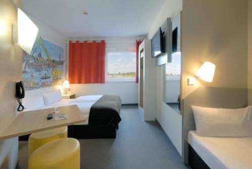 Imagen de la habitación del Hotel B&B Hamburg-harburg. Foto 8