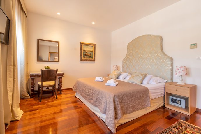 Imagen de la habitación del Hotel B&B Heritage Villa Apolon. Foto 9