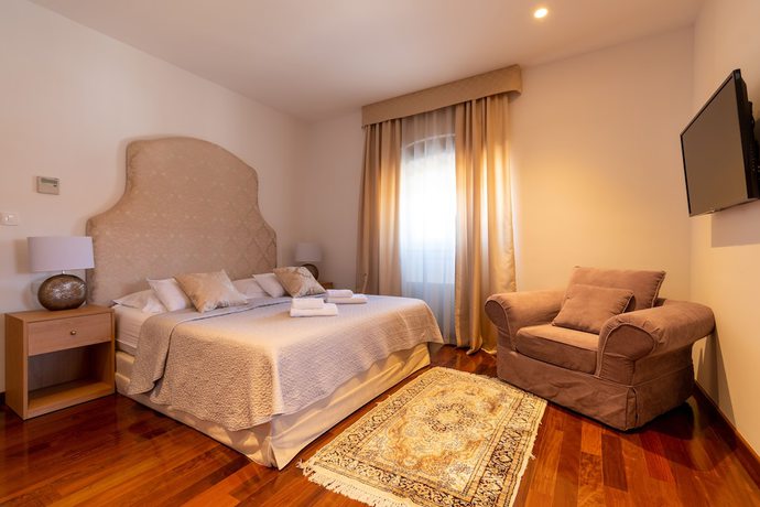 Imagen de la habitación del Hotel B&B Heritage Villa Apolon. Foto 10