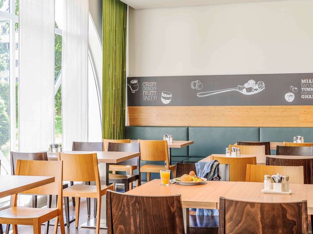 Imagen del bar/restaurante del Hotel B&B Hotel Bochum Hbf-Süd. Foto 4