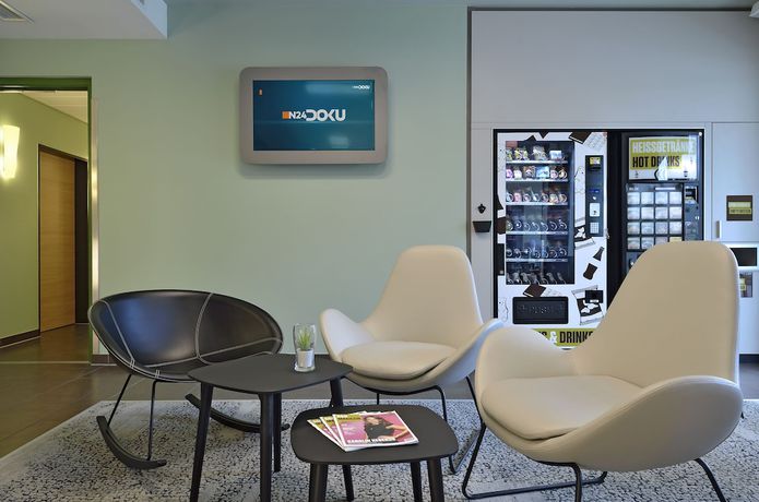 Imagen de los interiores del Hotel B&B Hotel Frankfurt-west. Foto 19