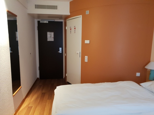 Imagen de la habitación del Hotel B&B Hotel Hamburg-Airport. Foto 11