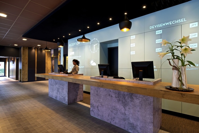 Imagen de los interiores del Hotel B&B Hotel Hamburg-Airport. Foto 19