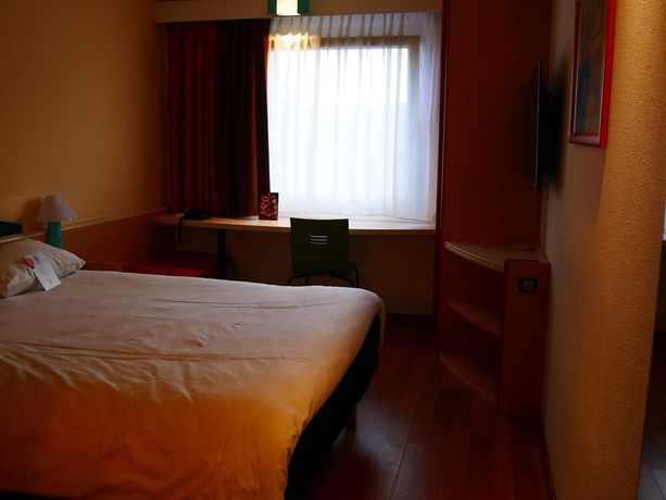 Imagen de la habitación del Hotel B&B Hotel Hamburg-Airport. Foto 16