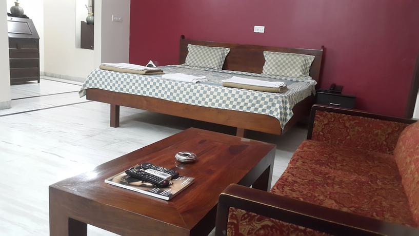 Imagen de la habitación del Hotel B&B INN, Noida. Foto 8