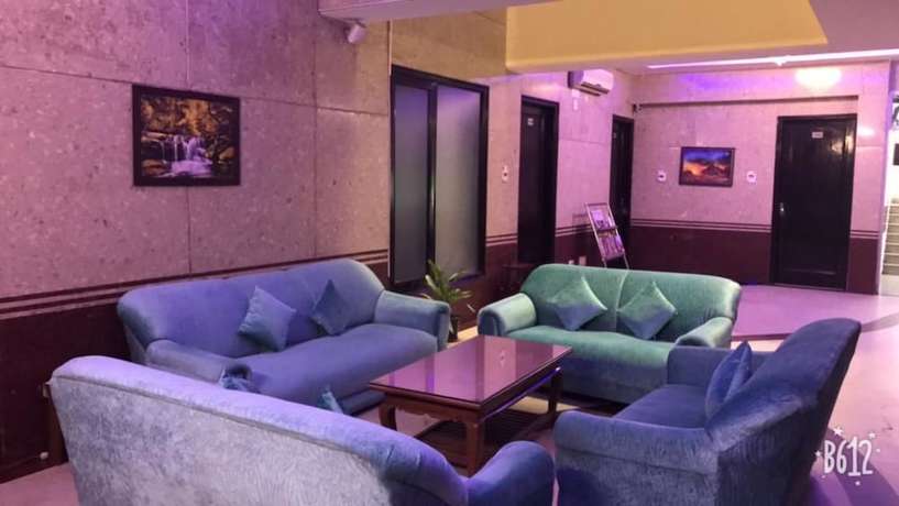 Imagen de los interiores del Hotel B&B INN, Noida. Foto 18