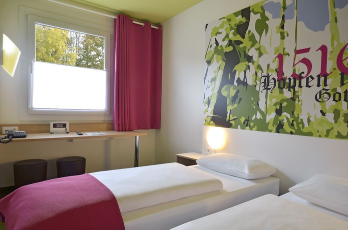 Imagen de la habitación del Hotel B&B Ingolstadt. Foto 9
