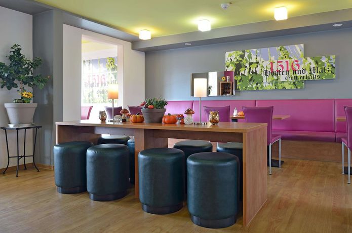 Imagen del bar/restaurante del Hotel B&B Ingolstadt. Foto 6