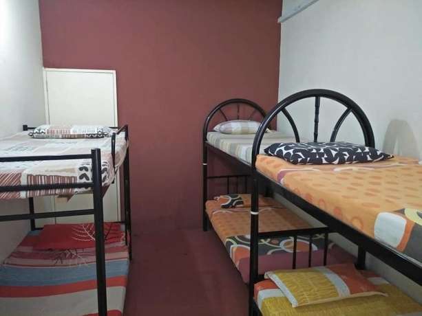 Imagen de la habitación del Hotel B&B Inn. Foto 10