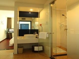 Imagen de la habitación del Hotel B&B Inn Shaoyaoju. Foto 3