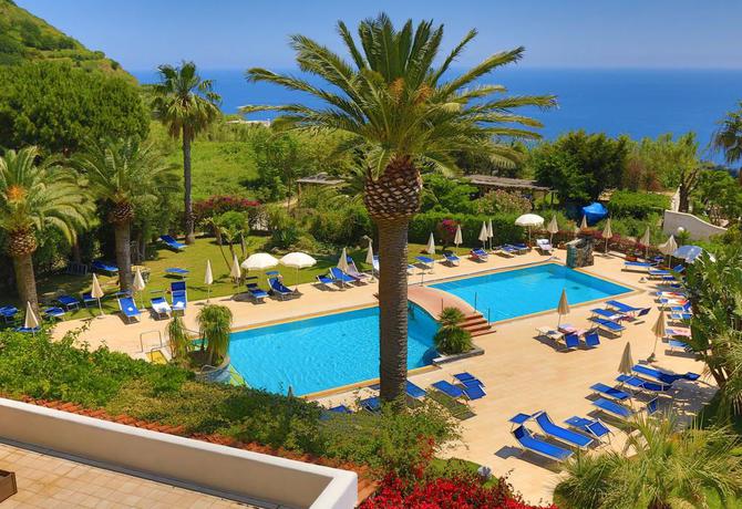 Imagen de la piscina del Hotel B&B Ischia San Nicola. Foto 16