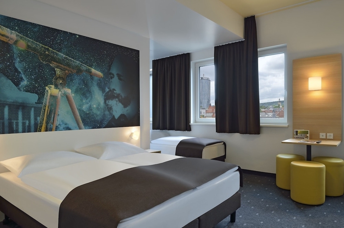 Imagen de la habitación del Hotel B&B Jena. Foto 10