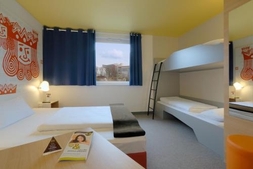Imagen de la habitación del Hotel B&B Kaiserslautern. Foto 10