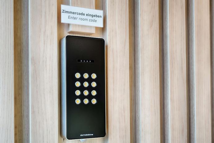 Imagen de los interiores del Hotel B&B Kehl. Foto 12