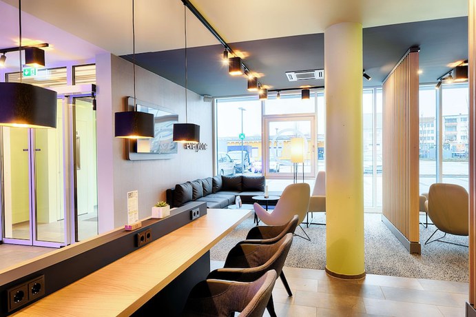 Imagen de los interiores del Hotel B&B Kehl. Foto 13