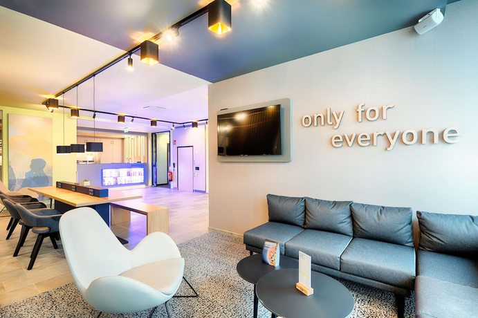 Imagen de los interiores del Hotel B&B Kehl. Foto 14