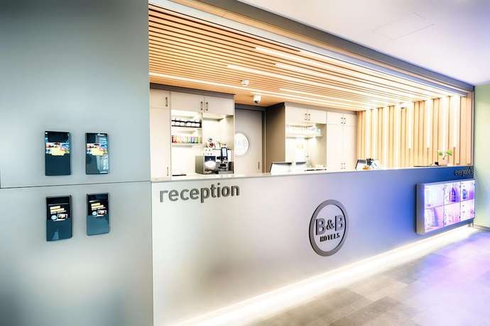 Imagen de los interiores del Hotel B&B Kehl. Foto 17