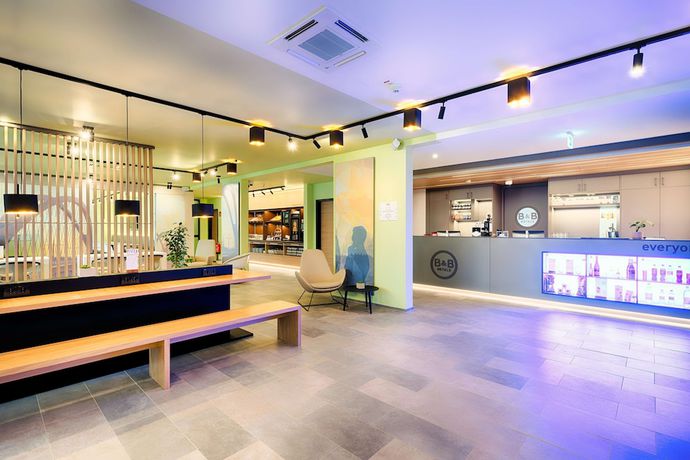 Imagen de los interiores del Hotel B&B Kehl. Foto 18