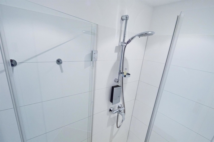 Imagen de la habitación del Hotel B&B Koeln-West. Foto 5