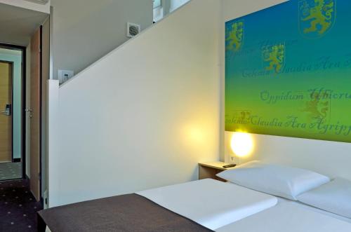 Imagen de la habitación del Hotel B&B Köln-Frechen. Foto 8