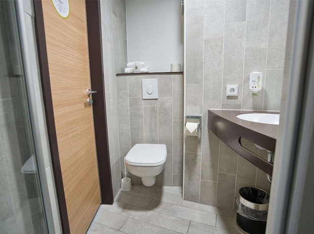 Imagen de la habitación del Hotel B&B Köln-city. Foto 5