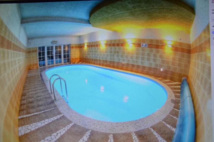 Imagen de la piscina del Hotel B&B Landrynka. Foto 8