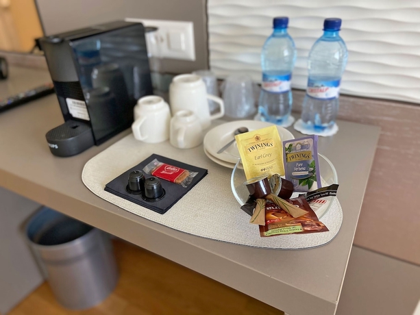 Imagen de la habitación del Hotel B&B Lausanne Crissier. Foto 16