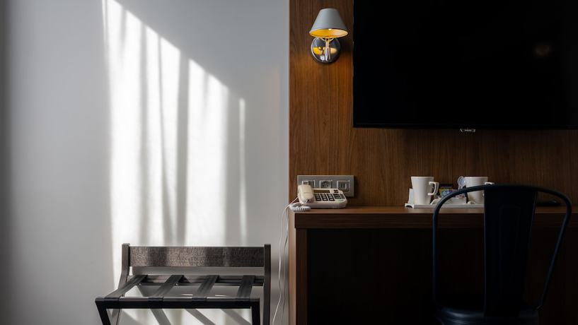 Imagen de la habitación del Hotel B&B Le Havre Centre. Foto 3