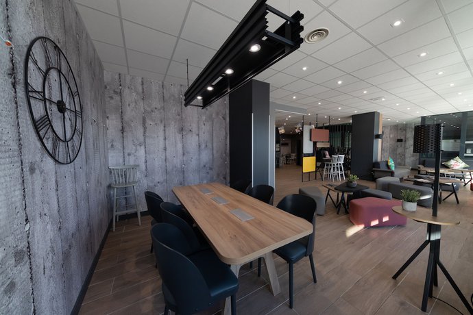 Imagen de los interiores del Hotel B&B Le Havre Centre Gare 3 étoiles. Foto 17