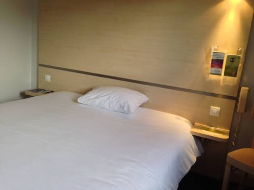 Imagen de la habitación del Hotel B&B Le Puy-en-velay. Foto 8