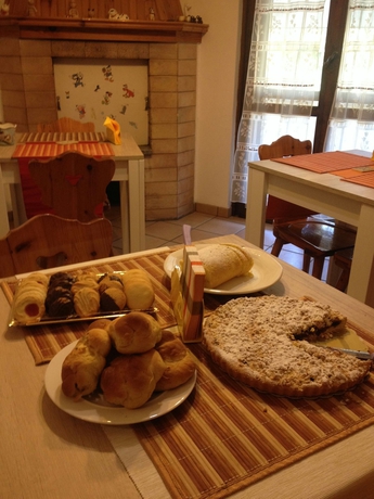 Imagen del bar/restaurante del Hotel B&B Le Sorelle Gemelle. Foto 4