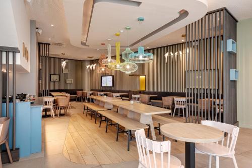 Imagen general del Hotel B&B Lille Lillenium Eurasanté. Foto 10