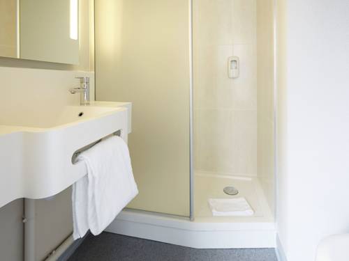 Imagen general del Hotel B&B Lille Roubaix Campus Gare. Foto 1