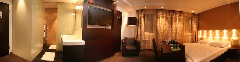 Imagen de la habitación del Hotel B&B Linz City-Ost. Foto 8