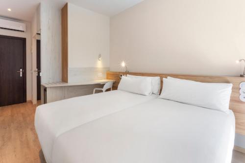 Imagen de la habitación del Hotel B&B Lisboa Montijo. Foto 18