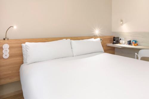 Imagen de la habitación del Hotel B&B Lisboa Montijo. Foto 19