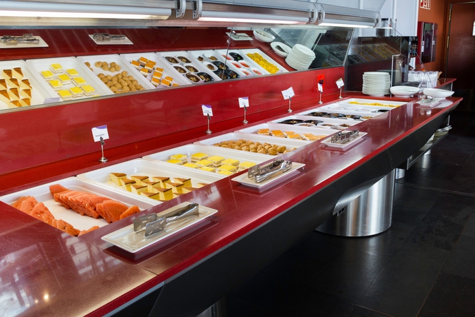 Imagen del bar/restaurante del Hotel B&B Logroño Las Cañas. Foto 4