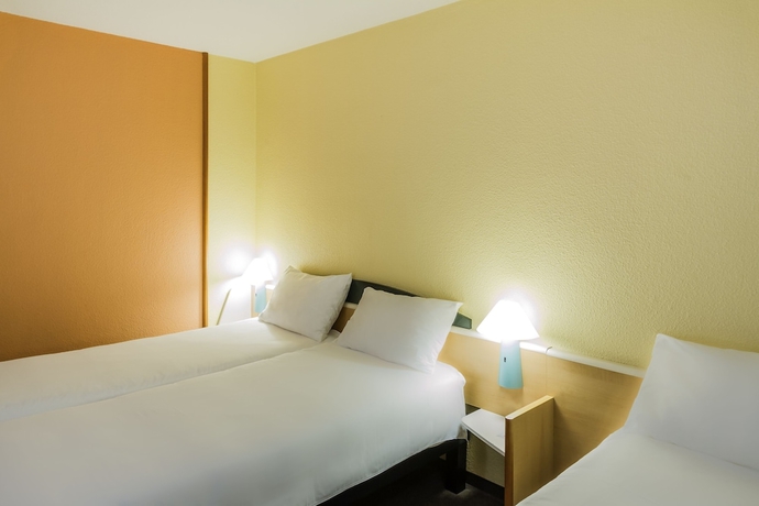 Imagen de la habitación del Hotel B&B Lourdes Centre. Foto 3