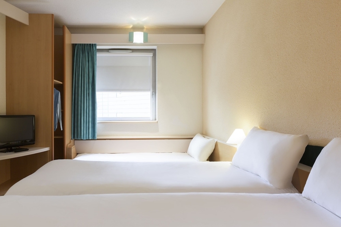 Imagen de la habitación del Hotel B&B Lourdes Centre. Foto 5