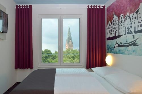 Imagen de la habitación del Hotel B&B L&uuml;neburg. Foto 6