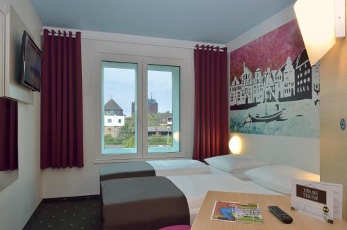 Imagen de la habitación del Hotel B&B L&uuml;neburg. Foto 10